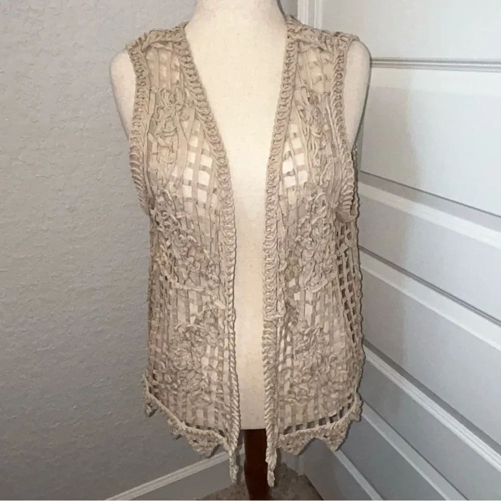 Cato Crochet Open Front Sleeveless Vest